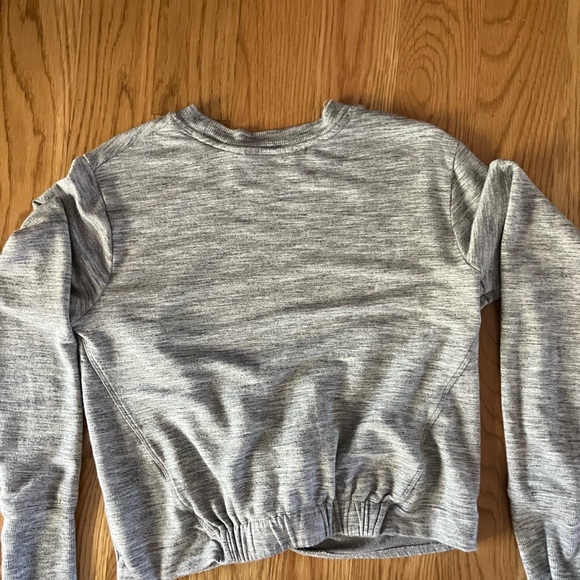 ATHLETA Essence Twist Front Long Sleeve Top XS soft gray heathered modal stretch - Picture 4 of 5